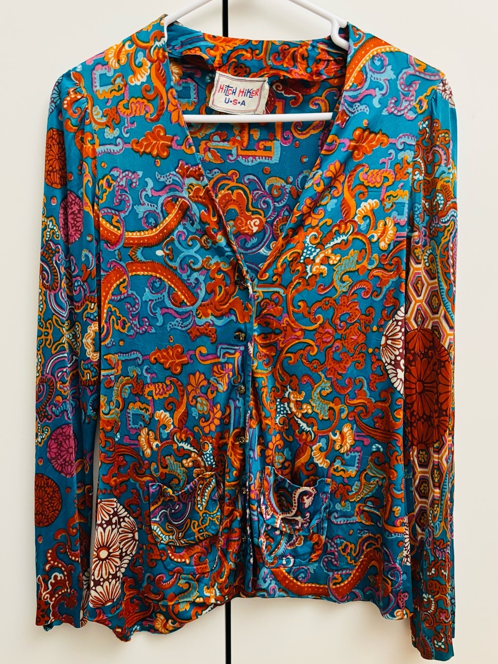 Vintage 1970s Polyester Asian Print Button Down Top w Rhinestone Buttons